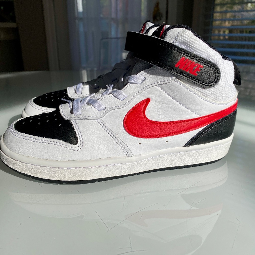 Nike Court Borough Mid Grey / Orange / White ~ Boys 1 (LIKE NEW)